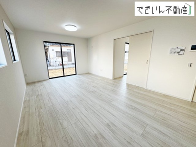 【居間・リビング】 | Zut PLUS＋比企郡嵐山町15期(嵐山町大字川島)　新築住宅 | ≪1号棟≫
現地(2025年12月撮影)