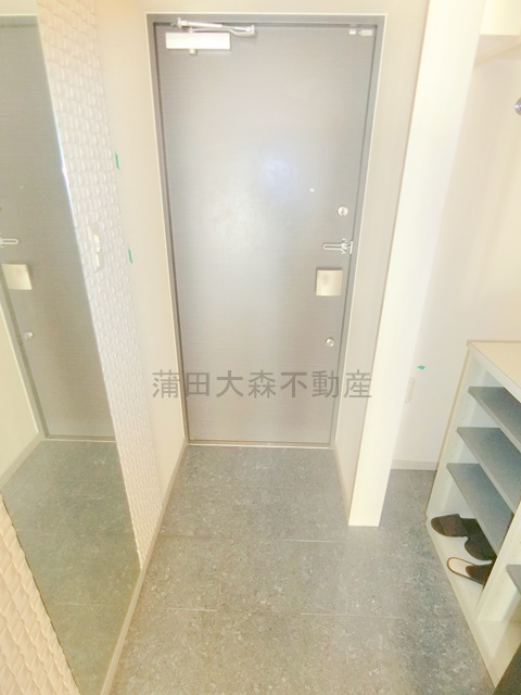 セレニティ久が原の玄関