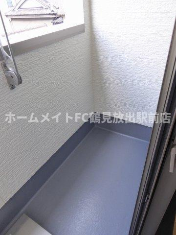 大阪市城東区天王田のハイツのバルコニー