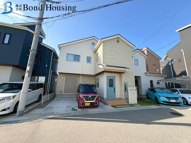 南面バルコニーから明石海峡大橋が見える　伊川谷町有瀬　築4年の前面道路含む現地写真