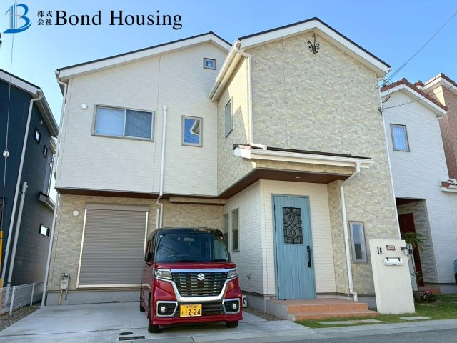 南面バルコニーから明石海峡大橋が見える　伊川谷町有瀬　築4年