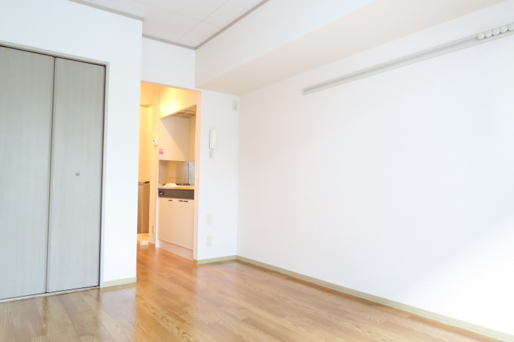 CLIO COURT 21の居間・リビング|別号室の参考写真です。