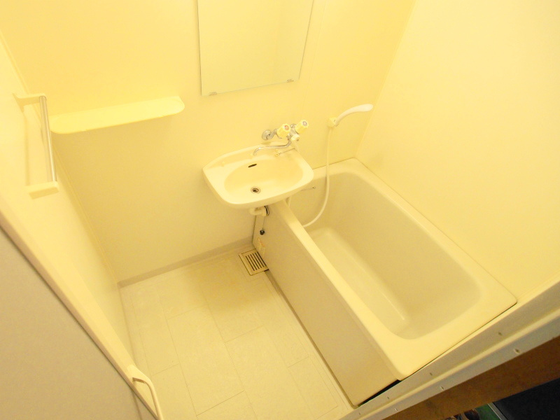 クレスト古市橋の浴室