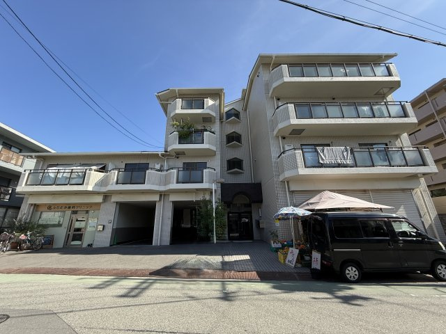 777オオグシの外観