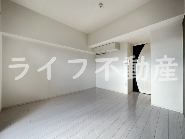 TLRレジデンス高井田の居間・リビング|居間です
