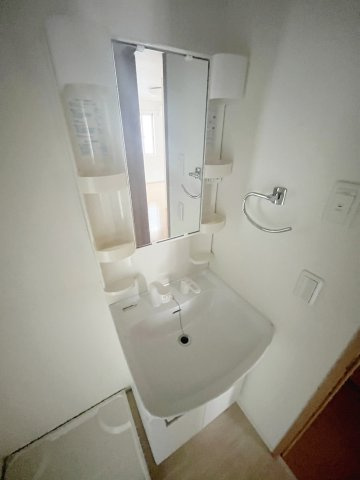 リヴェールの独立洗面台