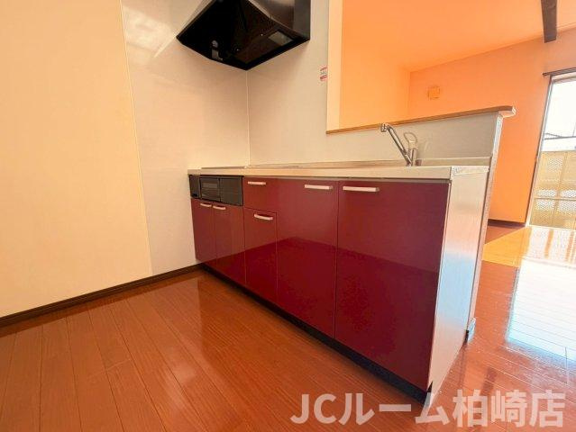 柏崎市関町のアパートのキッチン