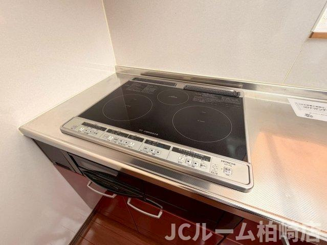 柏崎市関町のアパートのキッチン