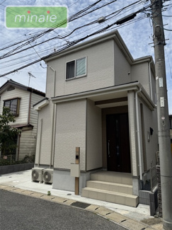 【外観】 | 築浅　スタバ10分　コンビニ5分　スーパー8分　長沼町 | 販売現地