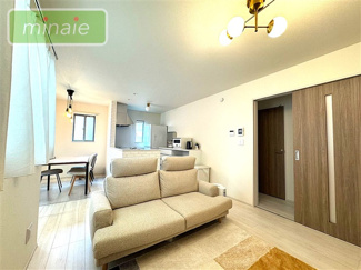 【居間・リビング】 | 築浅　スタバ10分　コンビニ5分　スーパー8分　長沼町 | 販売現地