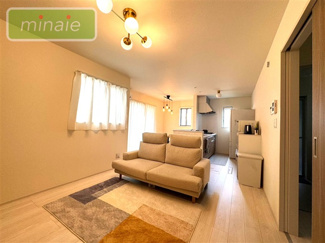 【居間・リビング】 | 築浅　スタバ10分　コンビニ5分　スーパー8分　長沼町 | 販売現地