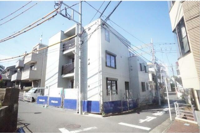 3ROOM代田のエントランス