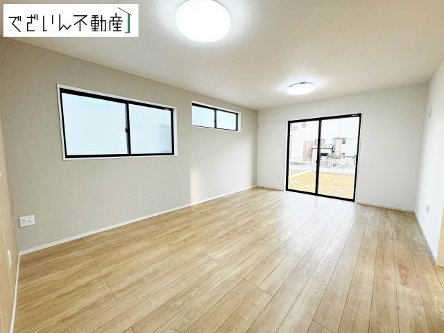 【居間・リビング】 | Zut PLUS＋比企郡嵐山町15期(嵐山町大字川島)　新築住宅 | ≪1号棟≫
現地(2025年12月撮影)