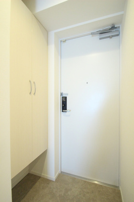 【玄関】 | カーサヴェルデ三軒茶屋