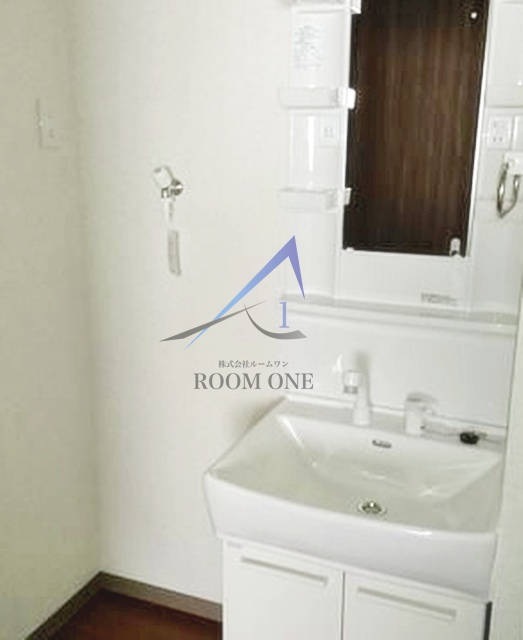 第６３シンエイビルの洗面所|洗面台です。