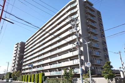 【外観】 | レジデンス羽衣ガーデンスクエア | 南海本線「羽衣」駅まで徒歩１１分！ＪＲ阪和線「東羽衣」駅まで徒歩１５分！南海高師浜線「伽羅橋」駅まで徒歩５分！毎日の通勤や通学に便利ですね！