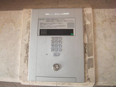 【防犯設備】 | レジデンス羽衣ガーデンスクエア | オートロックですので、セキュリティ面も安心ですよ♪