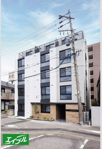 Amirl Premier Heian-dori