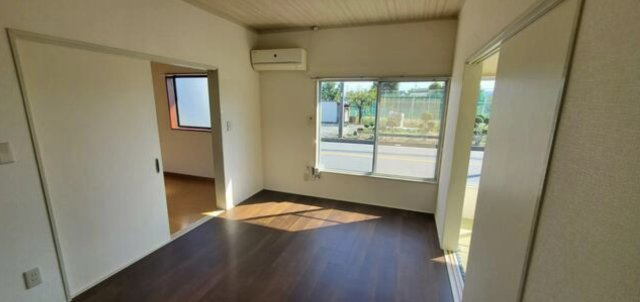 【居間・リビング】 | 美里町大字阿那志　中古戸建