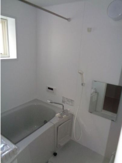 Altair（アルタイル）B棟の浴室|追炊き・浴室内物干