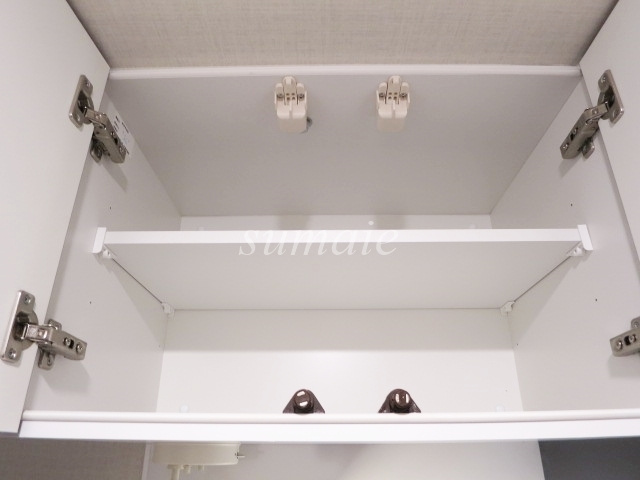 ＤＩＰＳ赤羽北ＷＥＳＴのキッチン|キッチン上収納です☆