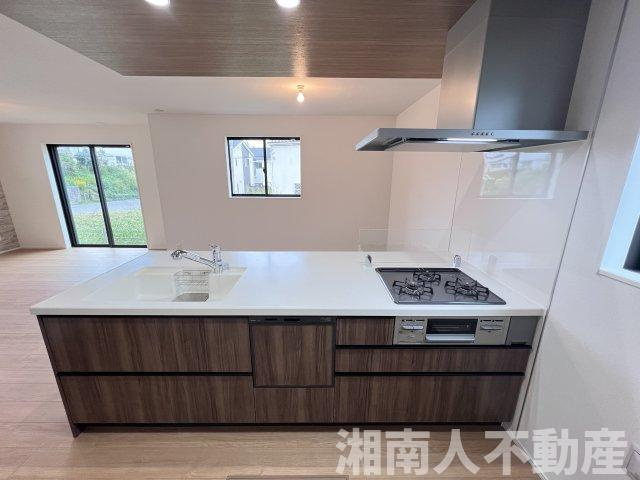 藤沢市葛原２２７１－１２新築戸建てのキッチン|キッチンでお料理をお楽しみください