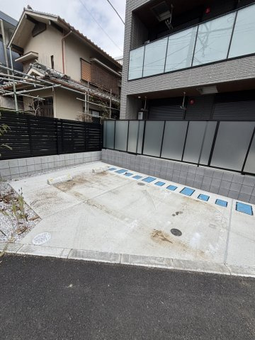 アルカン・メール　藤沢の駐車場