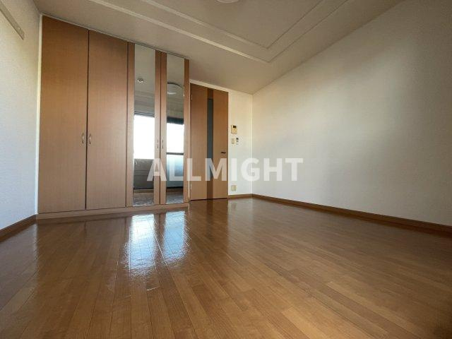 町田市能ヶ谷１丁目の賃貸マンションの洋室