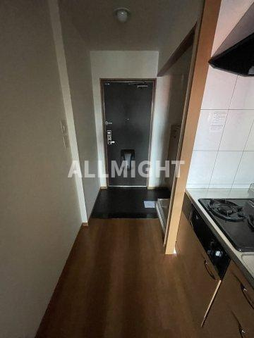 町田市能ヶ谷１丁目の賃貸マンションの玄関