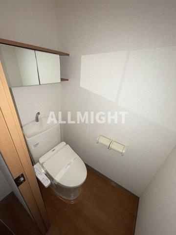 町田市能ヶ谷１丁目の賃貸マンションのトイレ