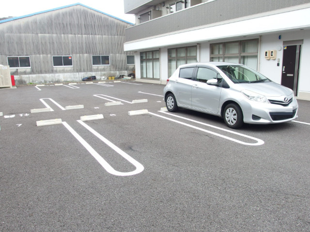Ｈｏｋｕｌａｎｉの駐車場