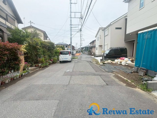 新築戸建　茅ヶ崎市今宿　の前面道路含む現地写真