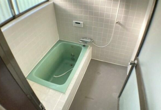 貸戸建住宅の浴室