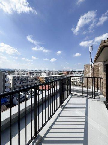 ライオンズマンション河辺東　最上階のバルコニー|広々としたバルコニーです