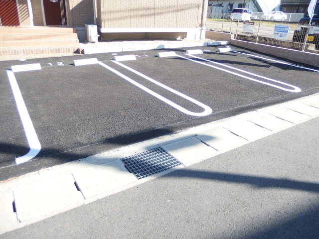 （仮）D-room大平町　B棟の駐車場