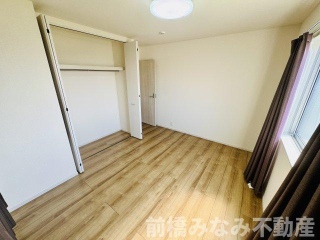 【築浅中古】前橋市大胡町　限定1棟　”土地約80坪”の洋室|個人の部屋や寝室として使える洋室です