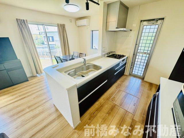 【築浅中古】前橋市大胡町　限定1棟　”土地約80坪”のキッチン|コンパクトなキッチンで掃除もラクラク