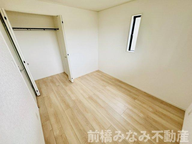 前橋市茂木町第５　２号棟(全２棟)　クレイドルガーデン　新築建売分譲の洋室|明るい洋室です