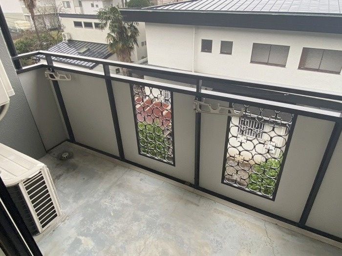 ピュアコート弐番館のバルコニー