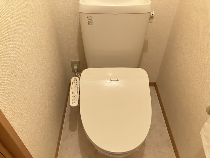 菊池郡菊陽町大字原水のアパートのトイレ