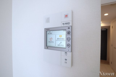 【セキュリティ】 | エスリード新栄マルス | モニター付きインターホンです