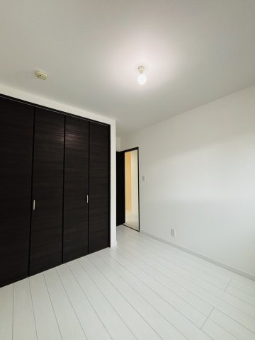 富田林市甲田6丁目　中古戸建の洋室