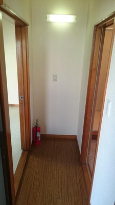 【エントランス】 | 笹目貸家 | リノベーション前の写真です。