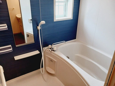 【浴室】 | ソレアード・アヤ | お風呂で日々の疲れを落としましょう