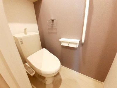 【トイレ】 | ポローニアＦ | コンパクトで使いやすいトイレです