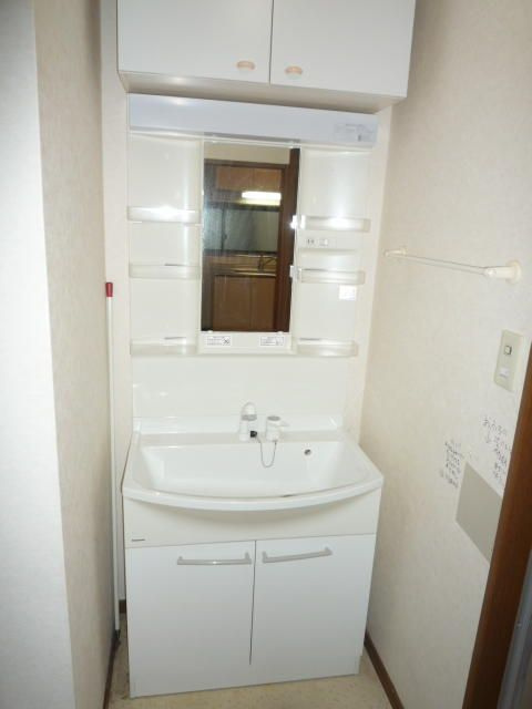 マロン２１の洗面所