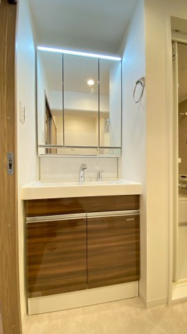 藤和ライブタウン上御影の独立洗面台|独立洗面台