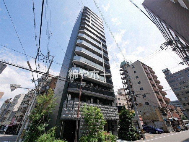 ララプレイス難波シエールの外観|落ち着いた雰囲気の外観です