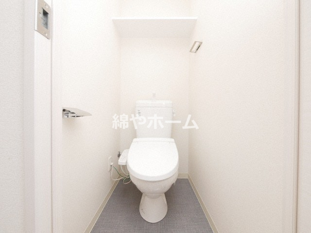 ララプレイス難波メティスのトイレ|シンプルで使いやすいトイレです