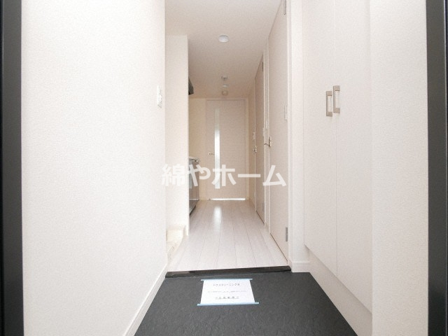 ララプレイス難波メティスの玄関|シンプルで使いやすい玄関です